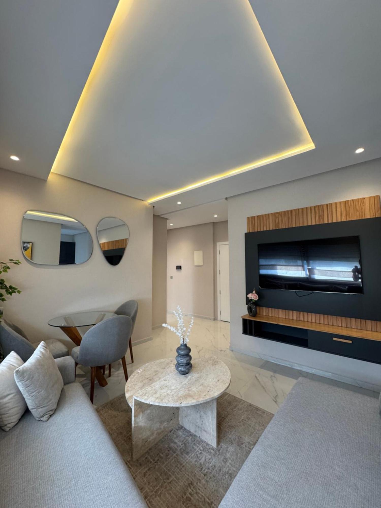 Two Bedroom Luxury Just Family And Couple Married Appartement *